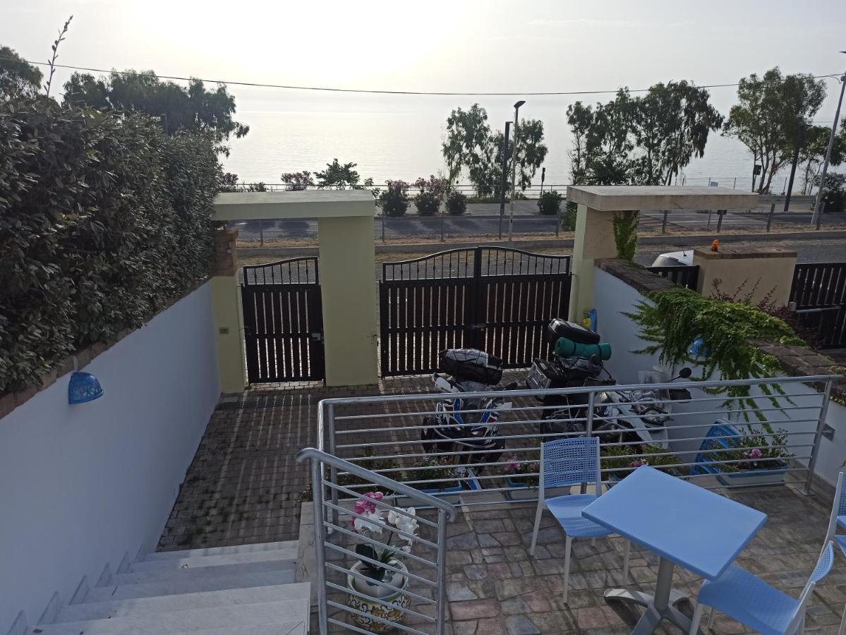 Almare B&B Кротоне Екстер'єр фото